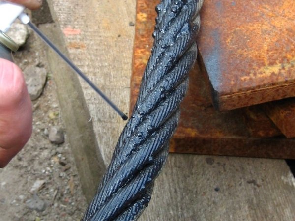 MC-3953   cables